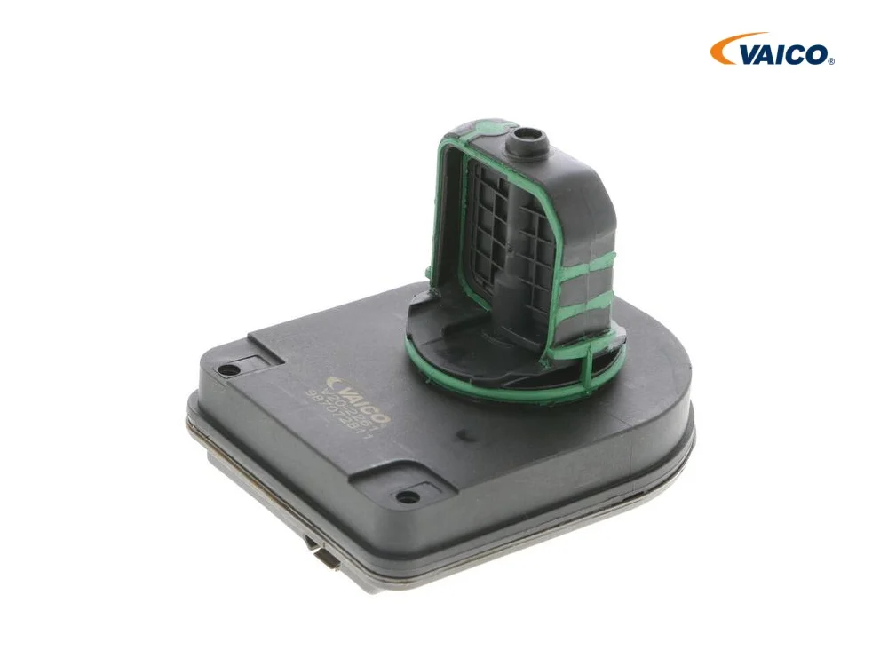 BMW E60 E61 E63 E64 E65 E66 Emme Havası Kontrol Valfi Sağ VAICO V20-2261