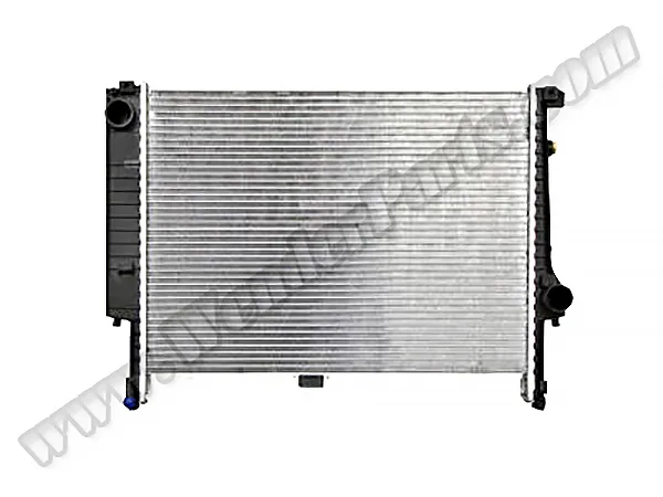 Bmw Motor Su Radyatörü E30 M20 MAN/SANZ 17111712850 B02012 | WENDER