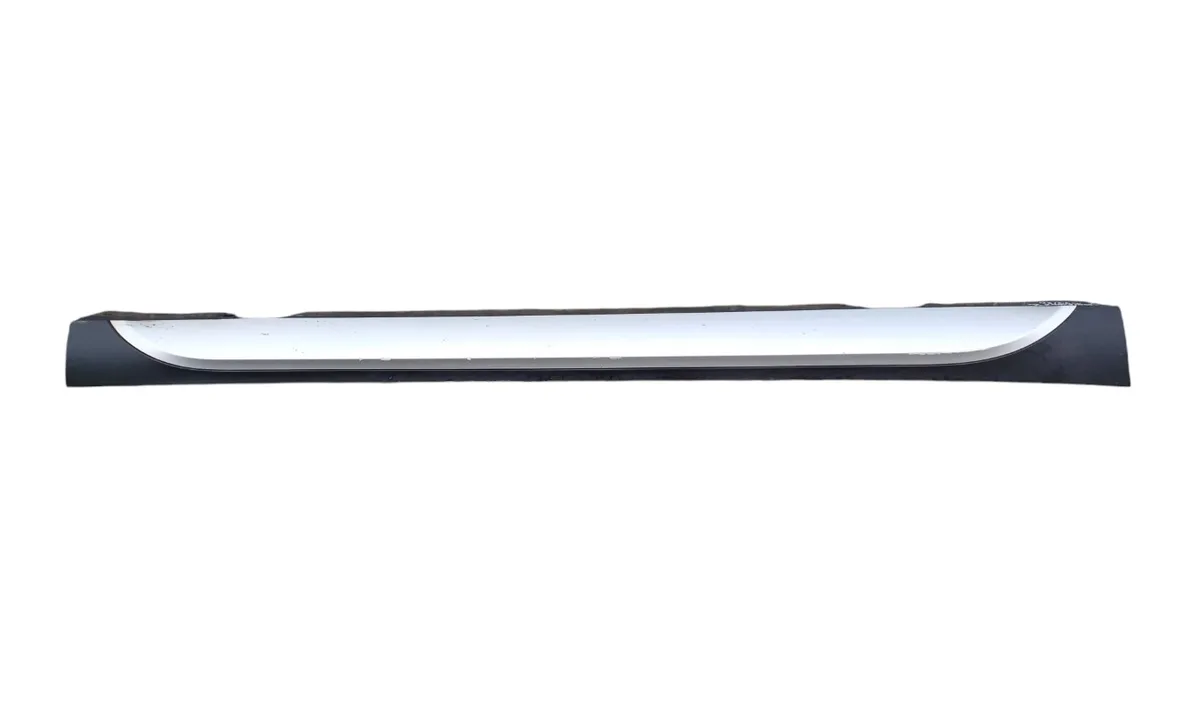 BMW Kapak Marşbiye Sağ 51772993564