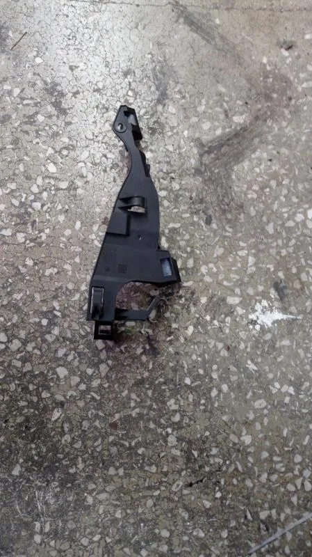 Bmw Çıkma Tesisat Braketi X1 E84 7640246 764024601 F30 F80 F31