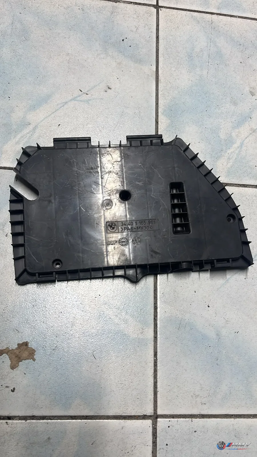 BMW Orijinal Çıkma 7 Serisi E65 E66 - M54 M57 M67 N52 N62 N73 Fren Vakum Pompası Kapağı 34436783646