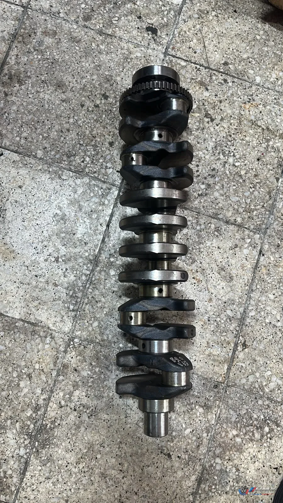 BMW Orijinal Çıkma Krank Mili 2246863