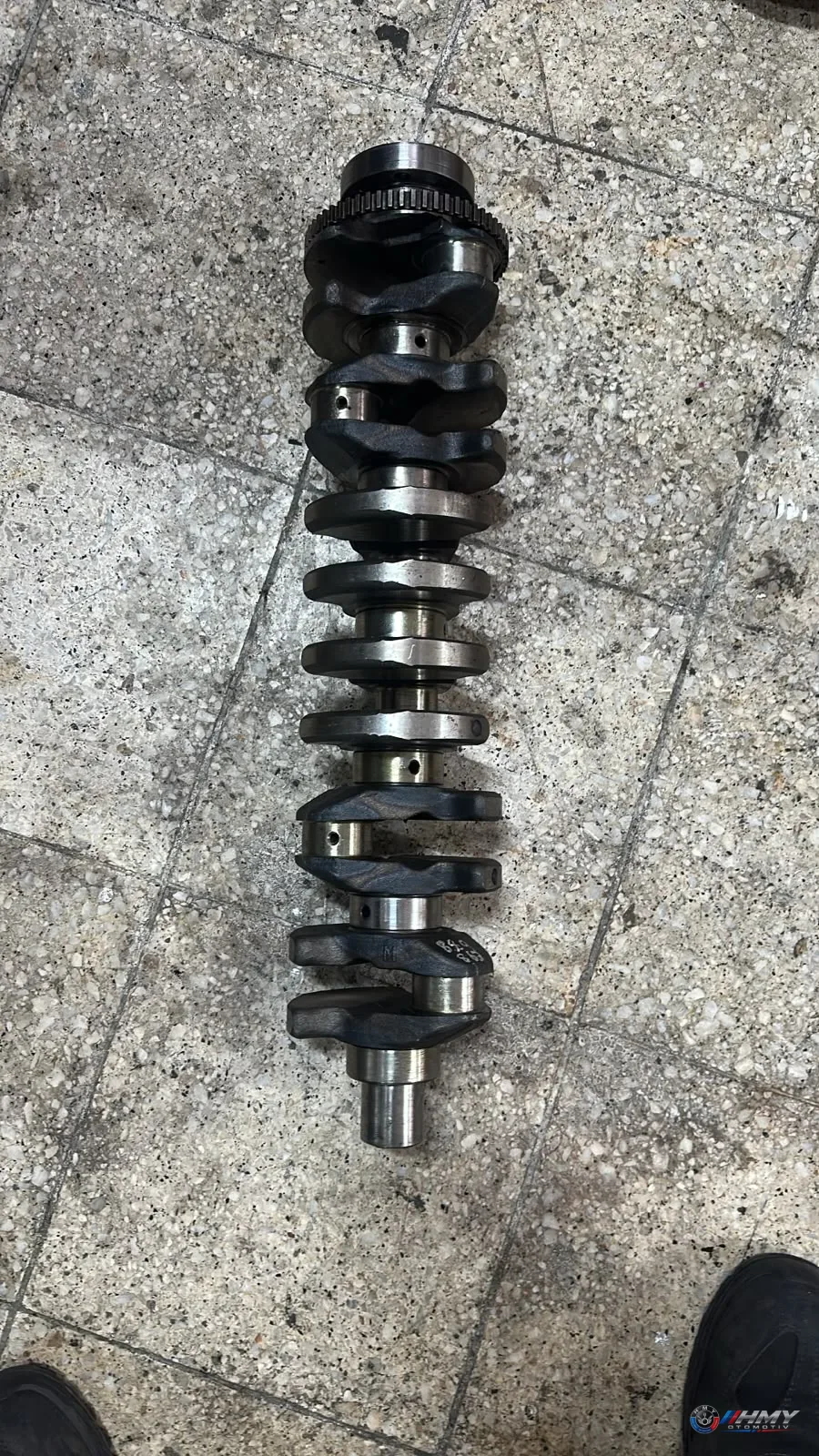 BMW Orijinal Çıkma Krank Mili 2249889