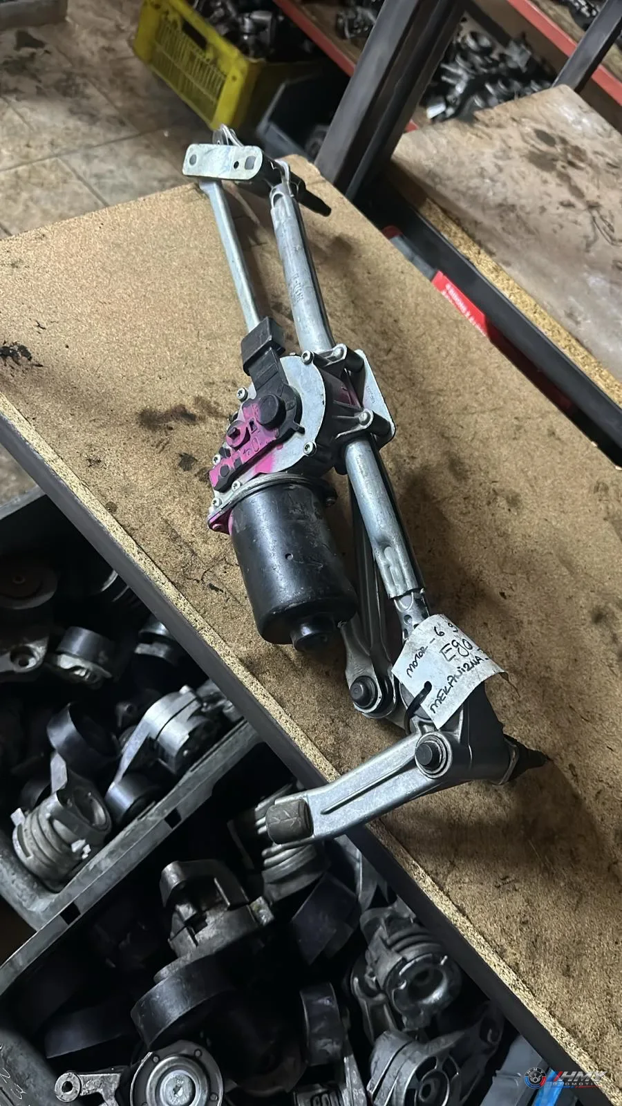 BMW Orijinal Çıkma Silecek Motoru ve Mekanizması 6912404