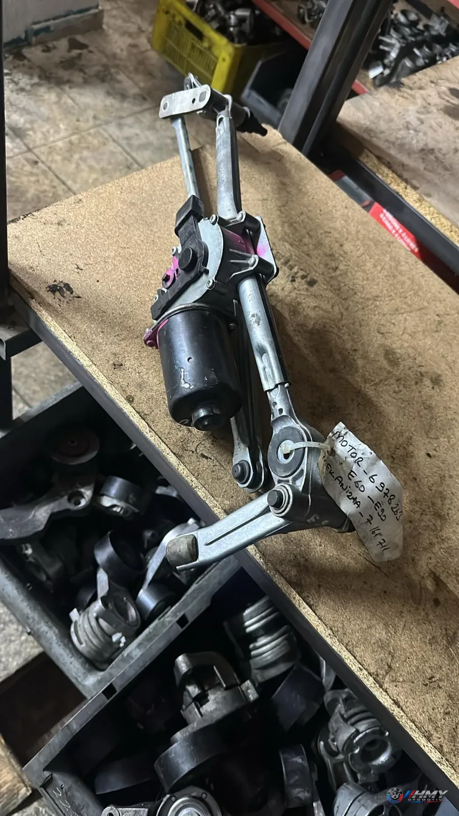 BMW Orijinal Çıkma Silecek Motoru ve Mekanizması 6978263