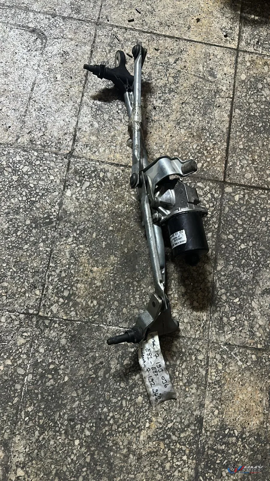 BMW Orijinal Çıkma Ön Silecek Mekanizması 7193036