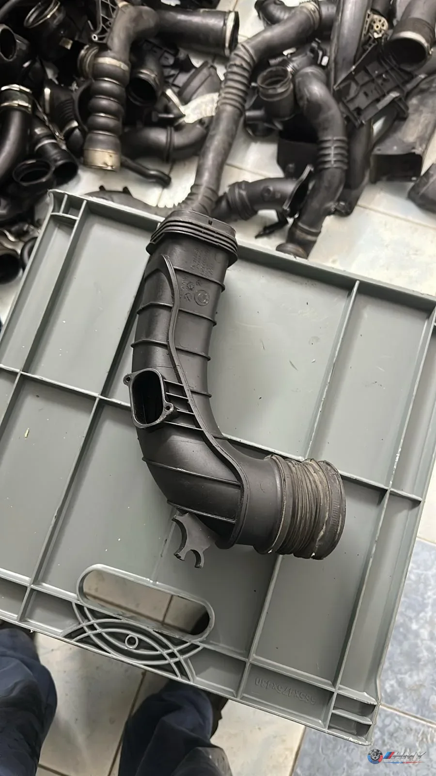 BMW Orijinal Çıkma Hava Filtresi Hortumu 7508047