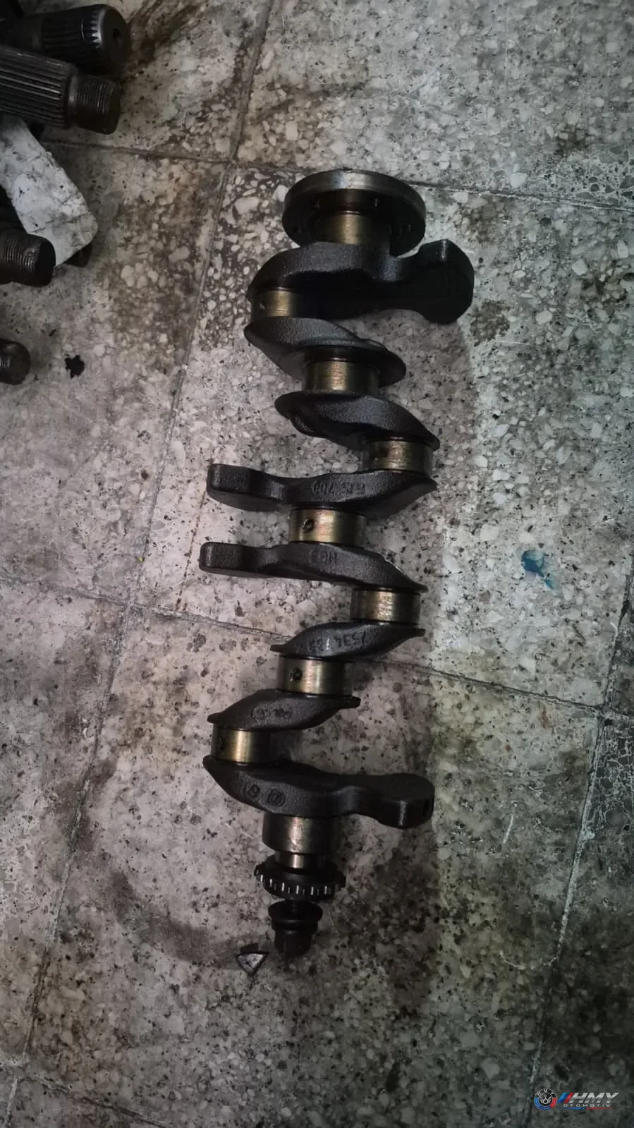 BMW Orijinal Çıkma Krank Mili 7534733