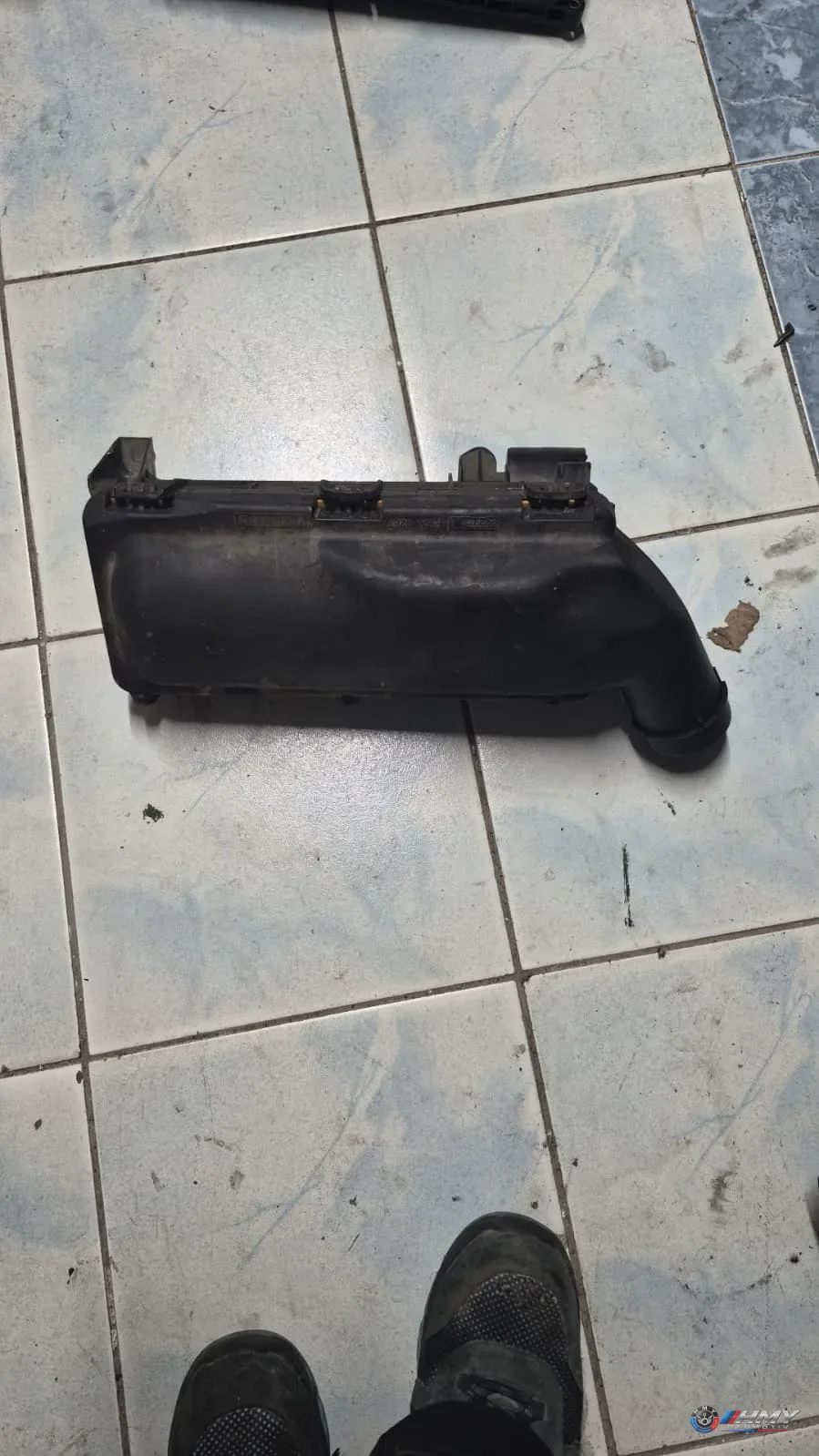 BMW Orijinal Çıkma Hava Filtre Kutusu 7583680