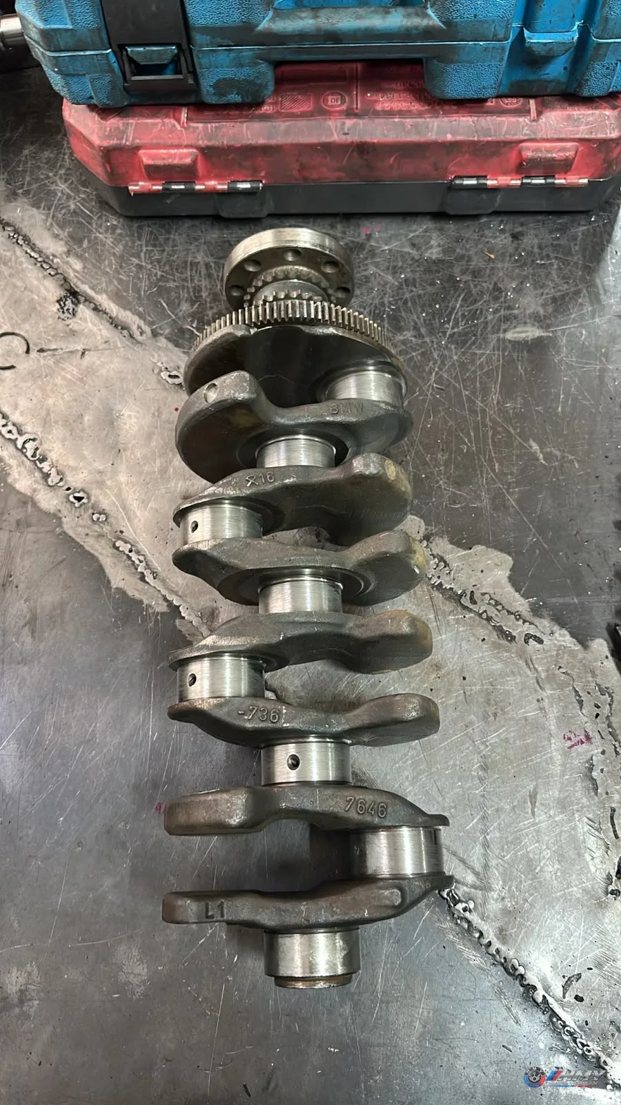 BMW Orijinal Çıkma Krank Mili 7646736