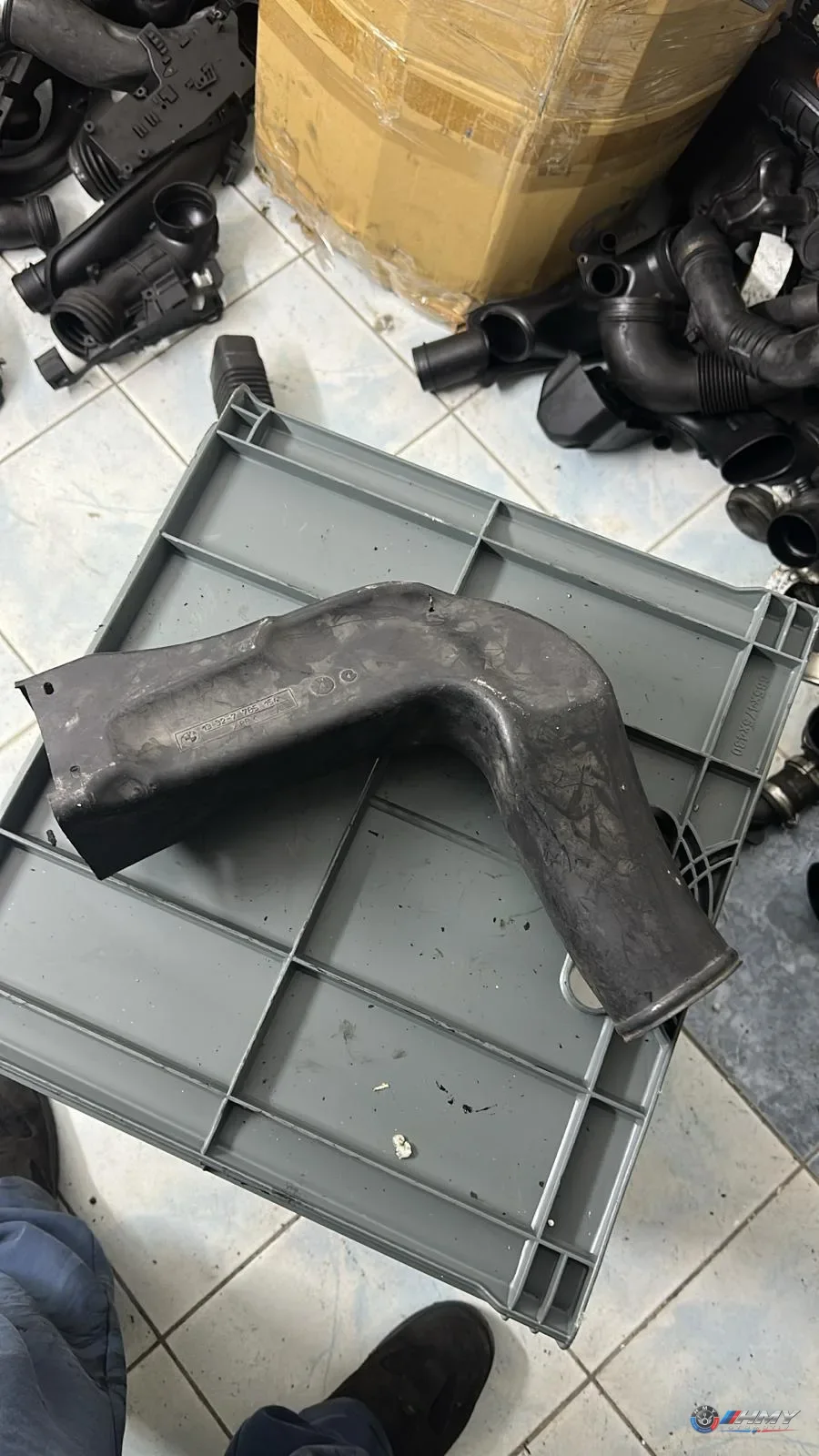 BMW Orijinal Çıkma 5 Serisi E39 - M47 Hava Giriş Kanalı 13327785154