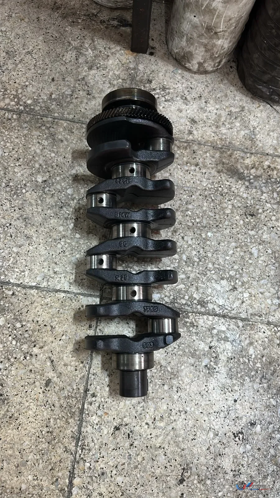 BMW Orijinal Çıkma Krank Mili 7786603