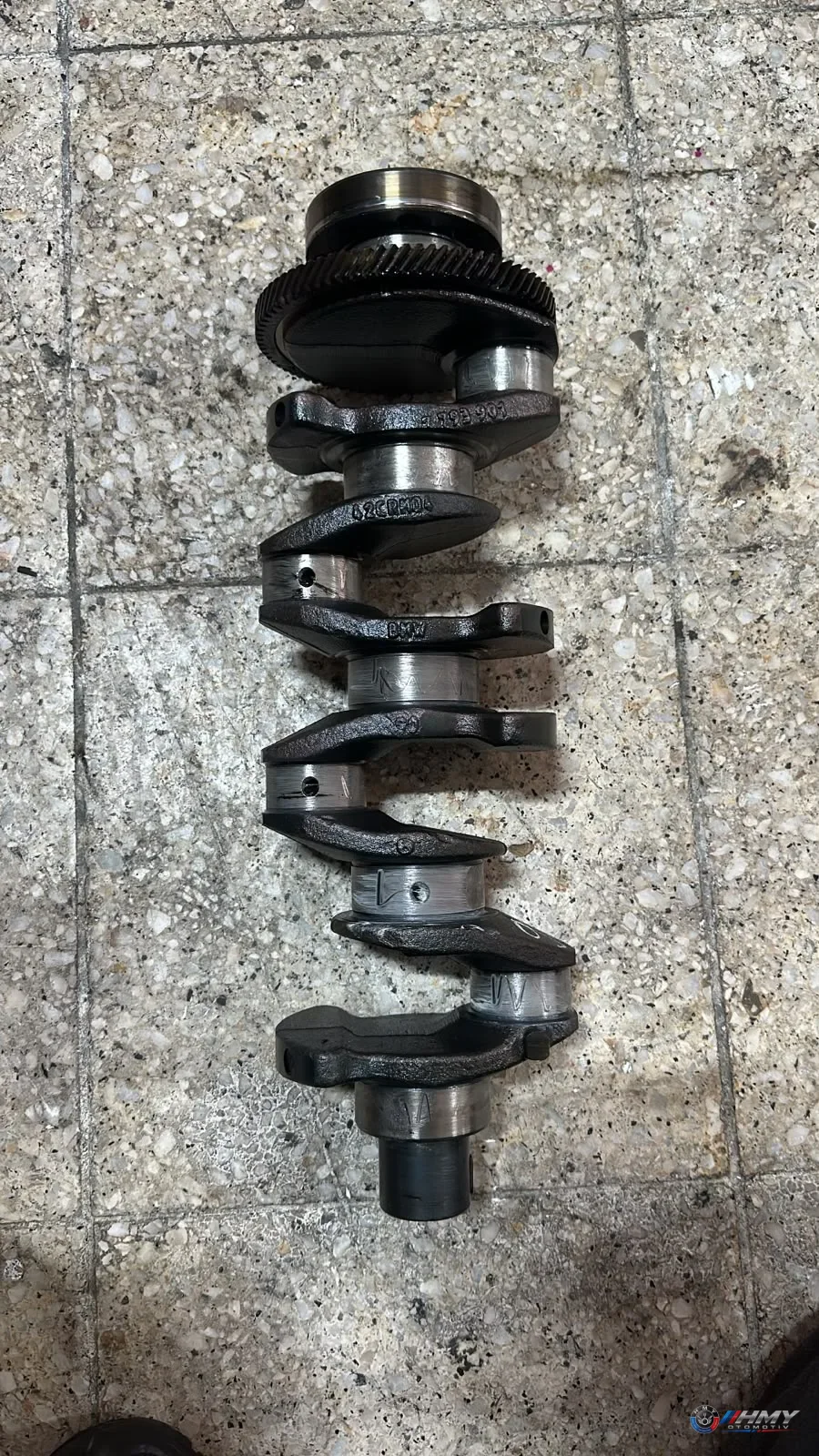 BMW Orijinal Çıkma Krank Mili 7793901