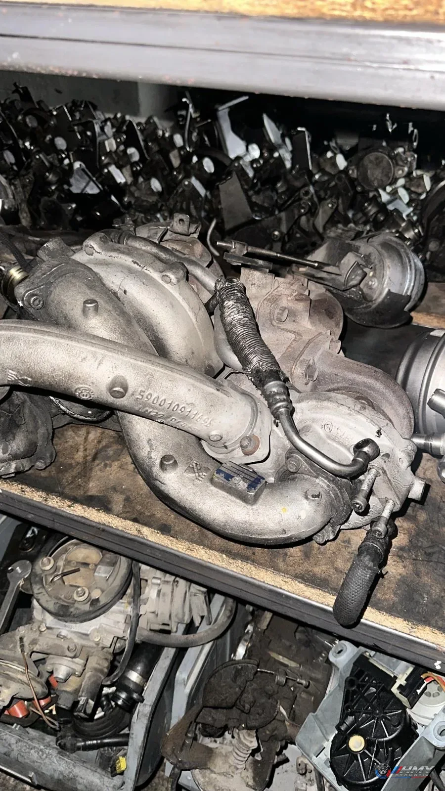 BMW Orijinal Çıkma Egzoz Manifoldu ve Turboşarj 7796335