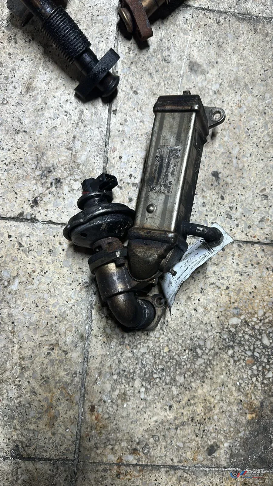 BMW Orijinal Çıkma E60 E61 E81 E87 E88 E90 - EGR Radyatörü 1 SERİSİ 1 SERİSİ CABRİO 3 SERİSİ 5 SERİSİ 8ME376745361,CE9000P 11717805189