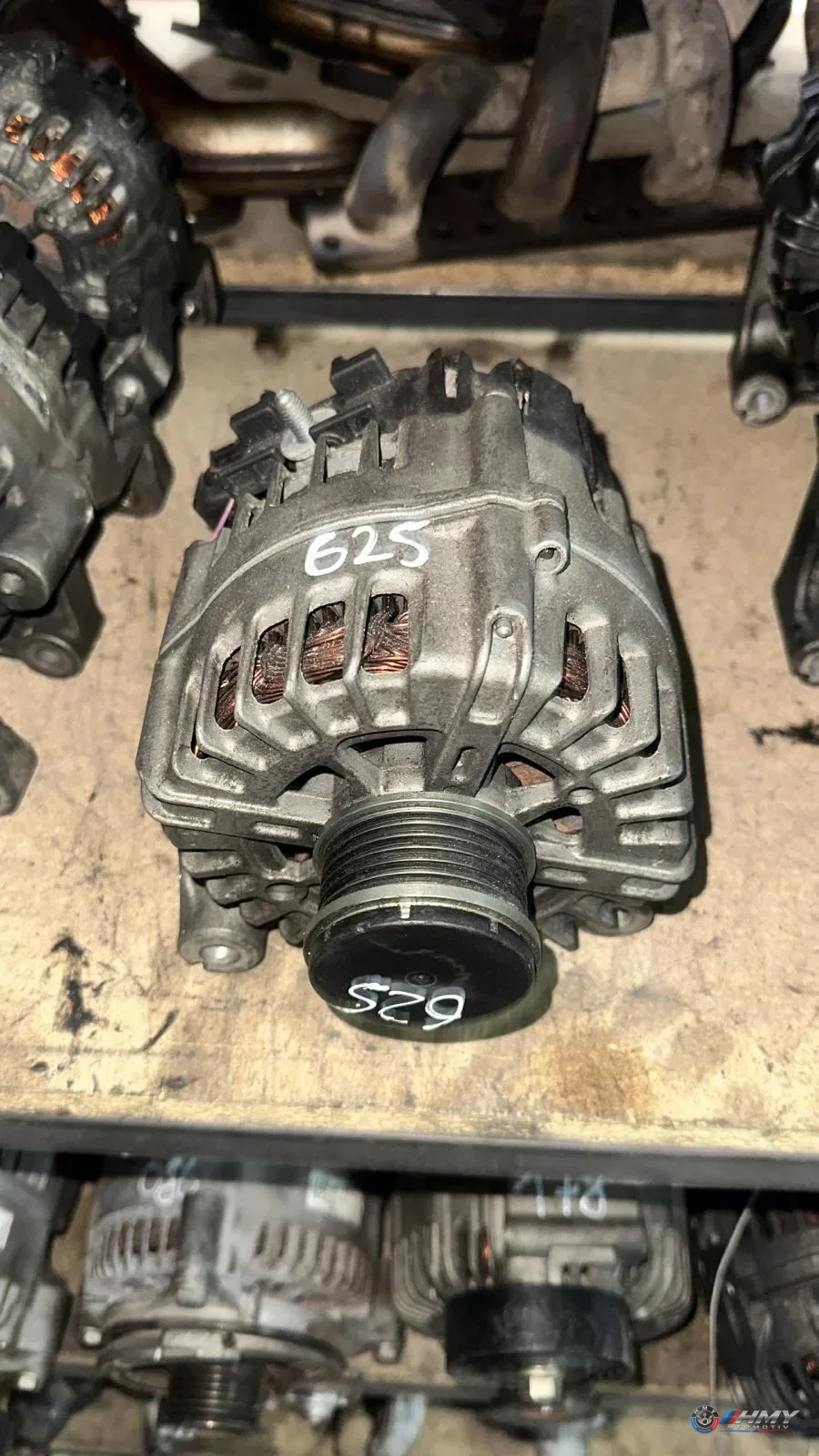 BMW Orijinal Çıkma 5 Serisi F10 - Temiz Şarj Dinamosu 12318507625