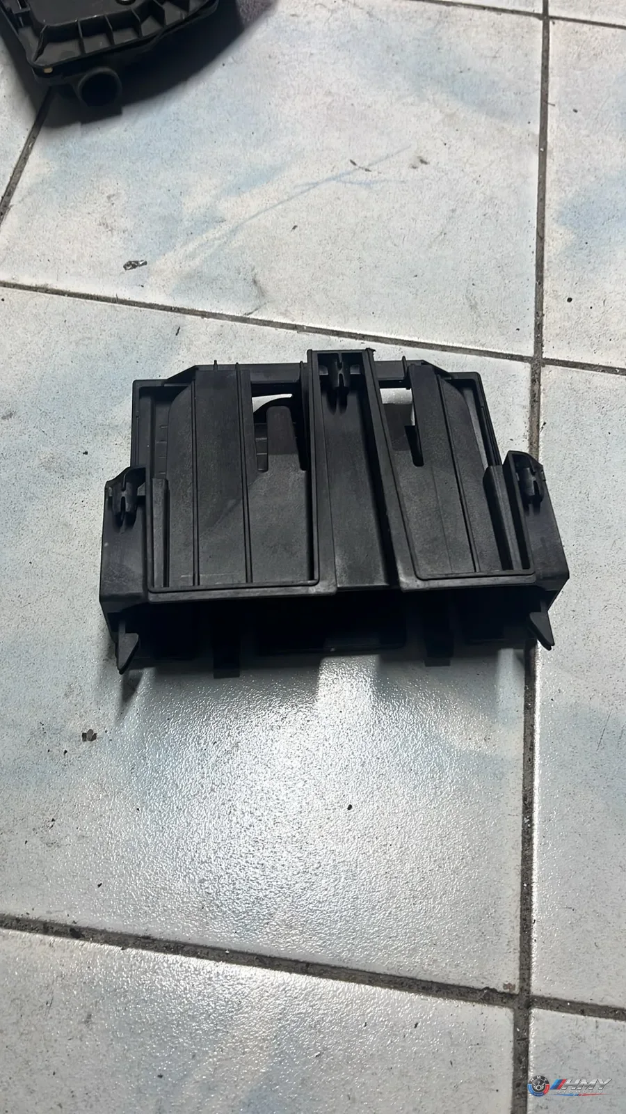 BMW Orijinal Çıkma F20 F21 F22 F23 F25 F26 - B37 B47 N47 Kontrol Ünitesi Tutucusu 12908512281