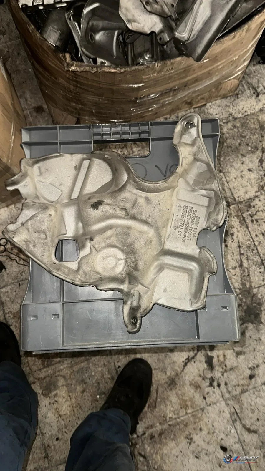 BMW Orijinal Çıkma 5 Serisi F10 F11 - Akustik Kapak Ses İzalasyon Kapağı 11148515770