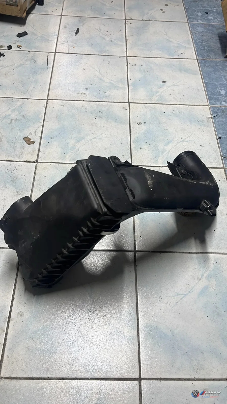 BMW Orijinal Çıkma F06 F07 F10 F11 F12 F13 - N57 Hava Filtre Kutusu 13718573869