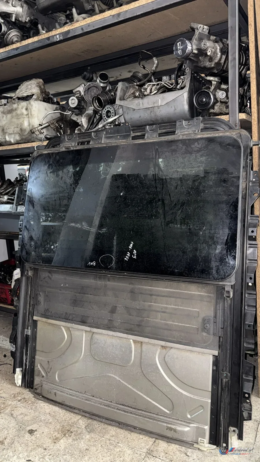BMW Orijinal Çıkma Panoramik Cam Tavan Mekanizması 5696913