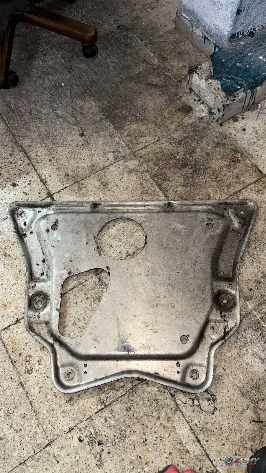 BMW Orijinal Çıkma E70 E71 - M57 N52 N54 N55 N57 N62 İtme Alanı 31106786568