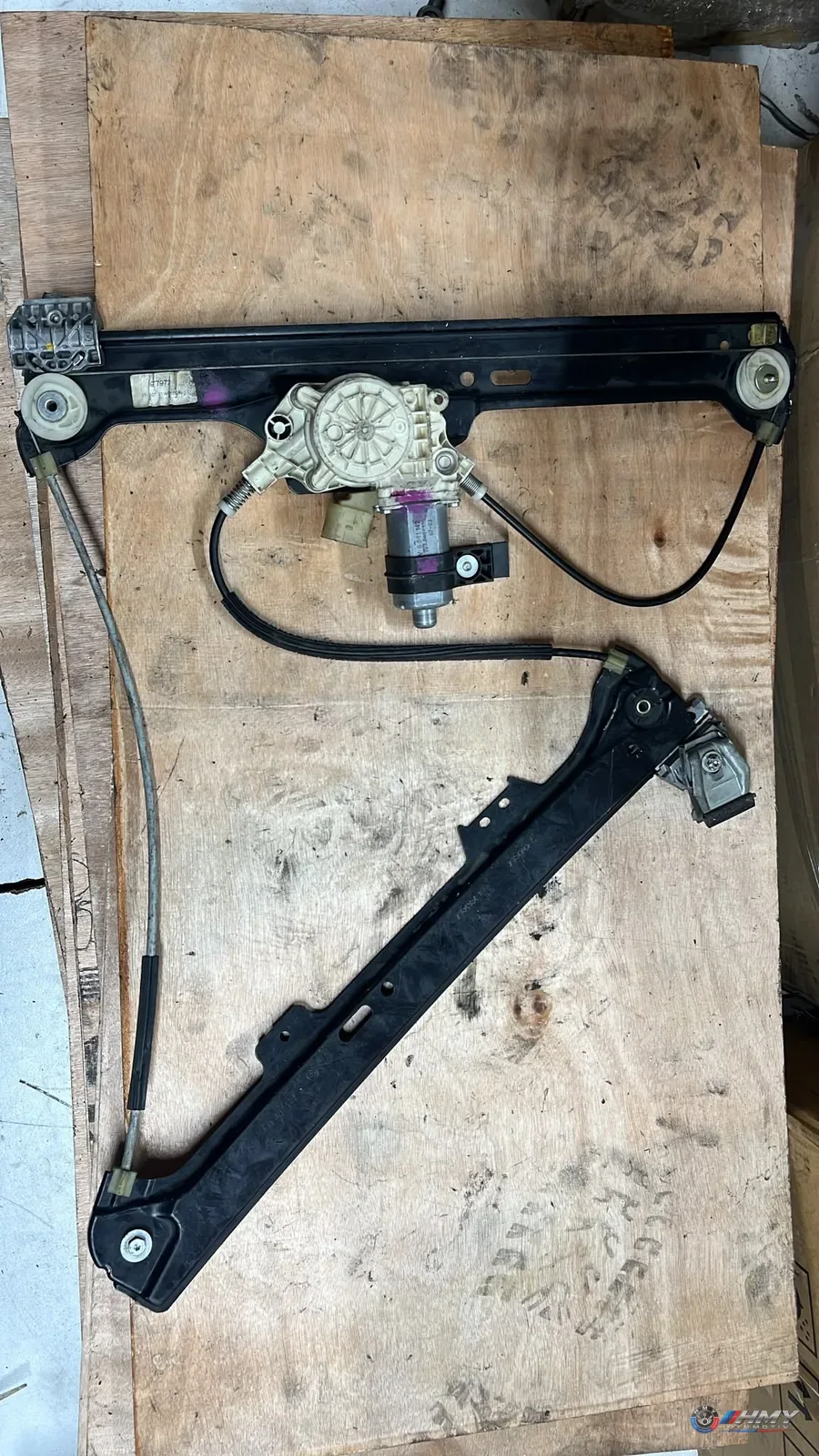 BMW Orijinal Çıkma 5 Serisi E60 - M47 M54 M57 N52 Motorsuz Cam Krikosu Ön Sağ 51337184384