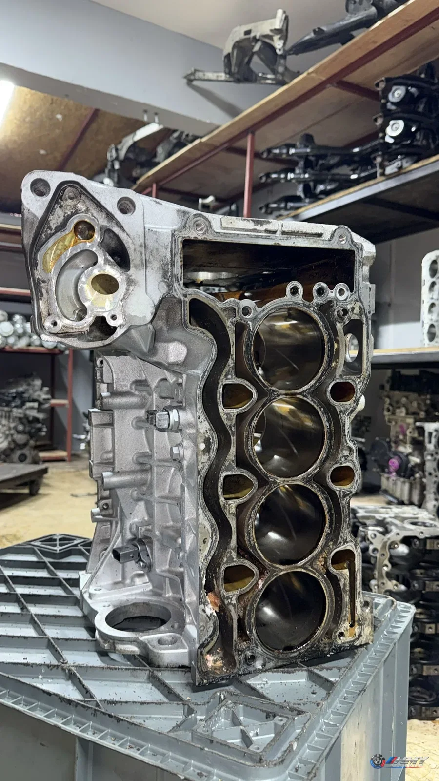 BMW Orijinal Çıkma Motor Bloğu 7516330