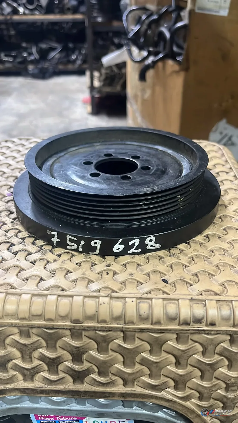 BMW Orijinal Çıkma Krank Kasnağı 7519628