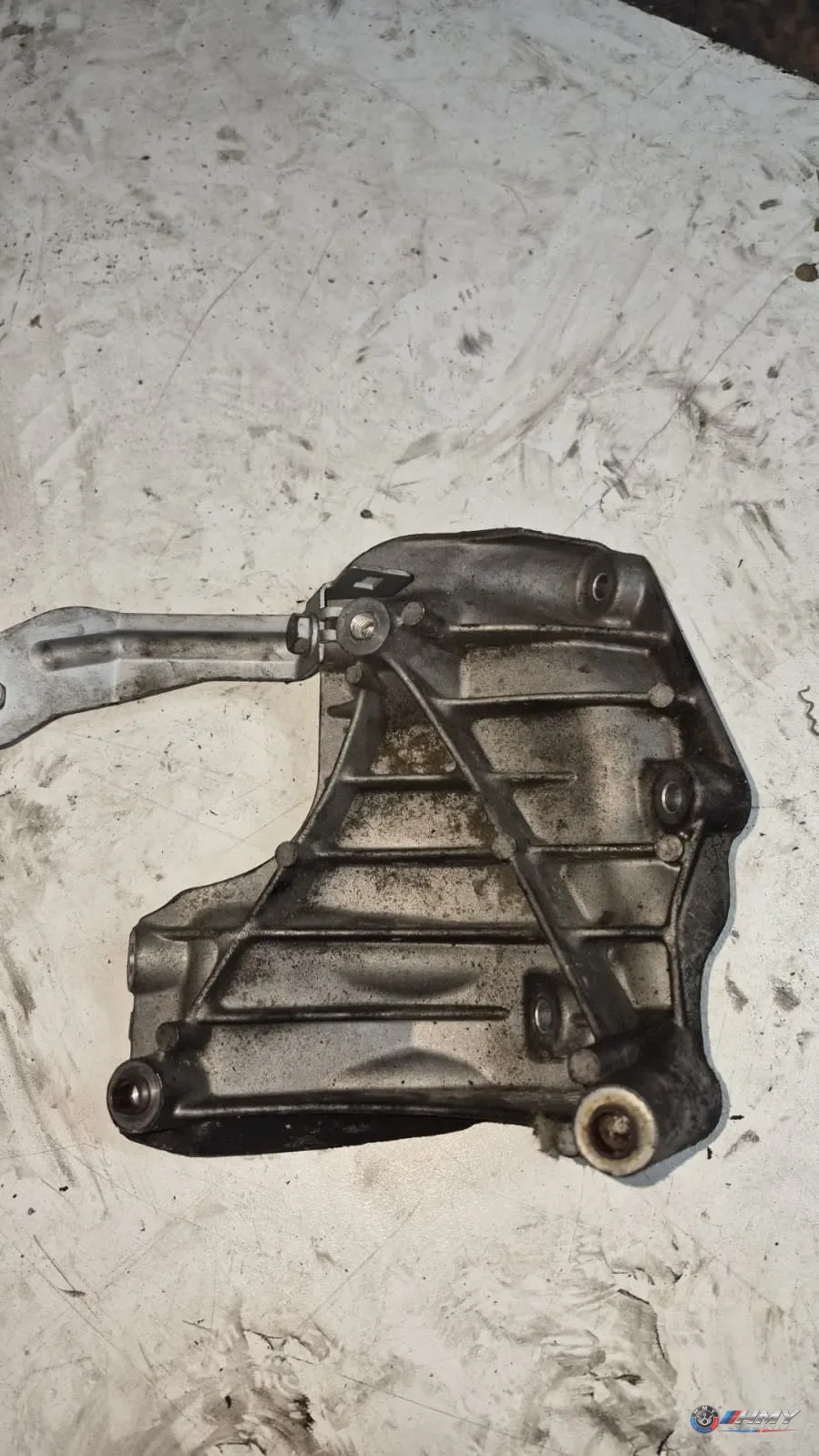 BMW Orijinal Çıkma 5 Serisi E60 E61 - N54 Taşıyıcı Klima Kompresörü 64557558854