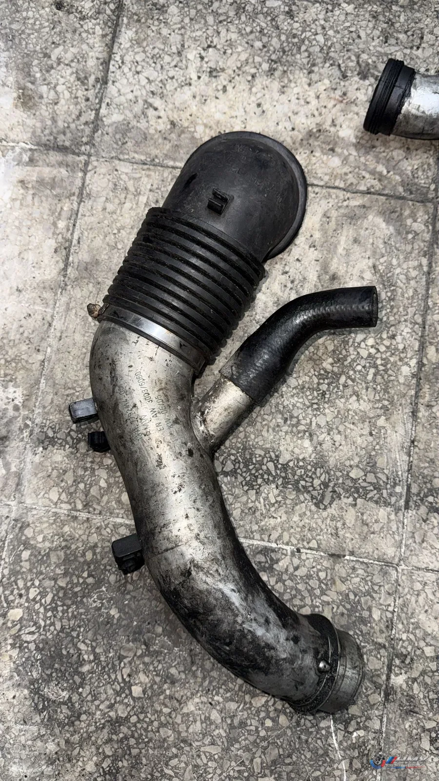 BMW Orijinal Çıkma Hava Filtresi Hortumu 7792414