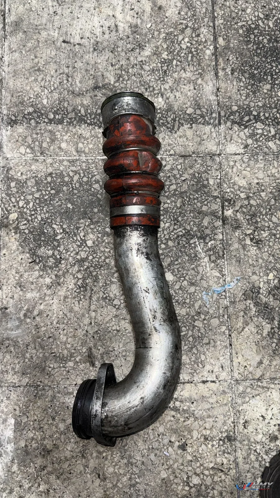 BMW Orijinal Çıkma Turbo Hava Emme Borusu 7798099